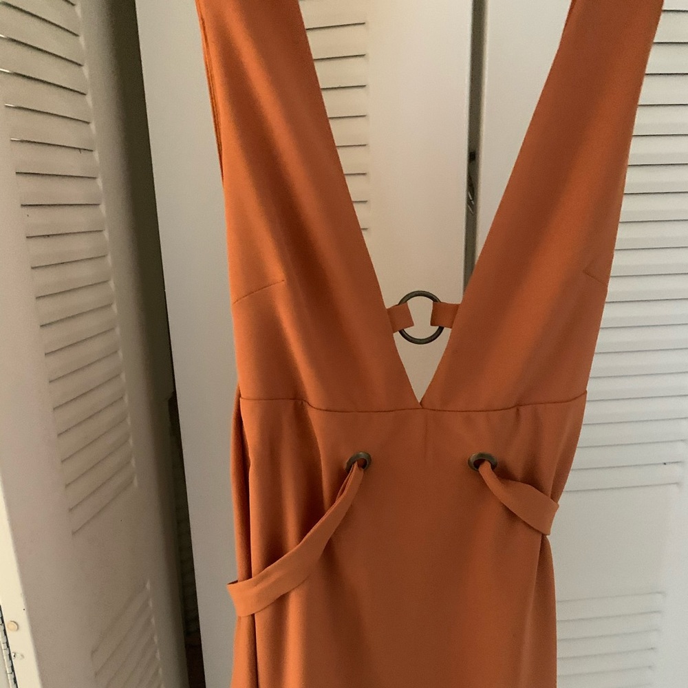 mini deep v neck dress 70s style